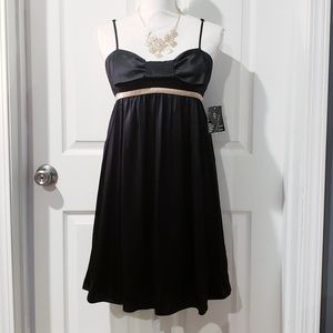 NWT NINE WEST 100% Silk Bow Front Babydoll Dress
